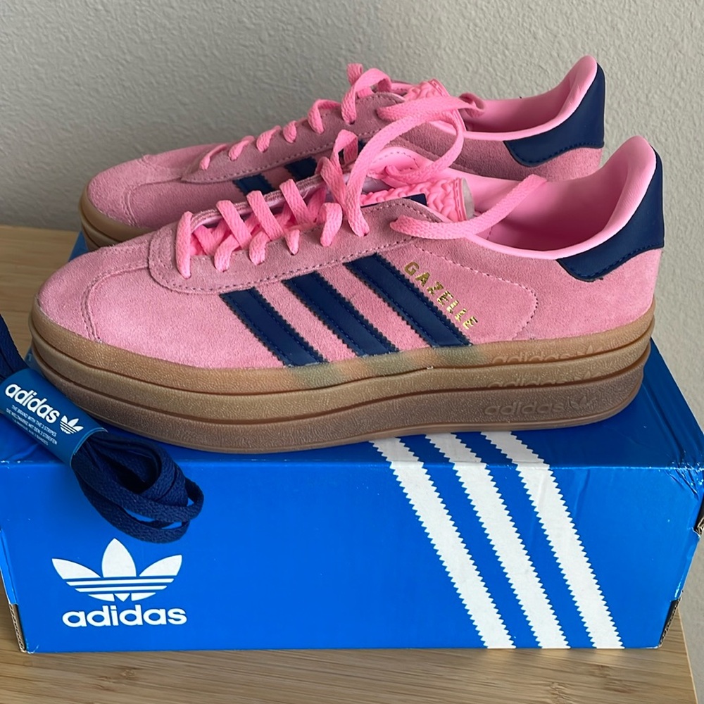 Adidas Gazelles, Women’s size 6, pink and blue